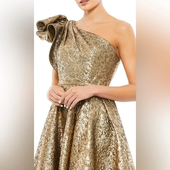 Mac Duggal Cocktail - 67906D Metallic A-Line Cocktail Dress
MAC DUGGAL - Picture 3 of 7